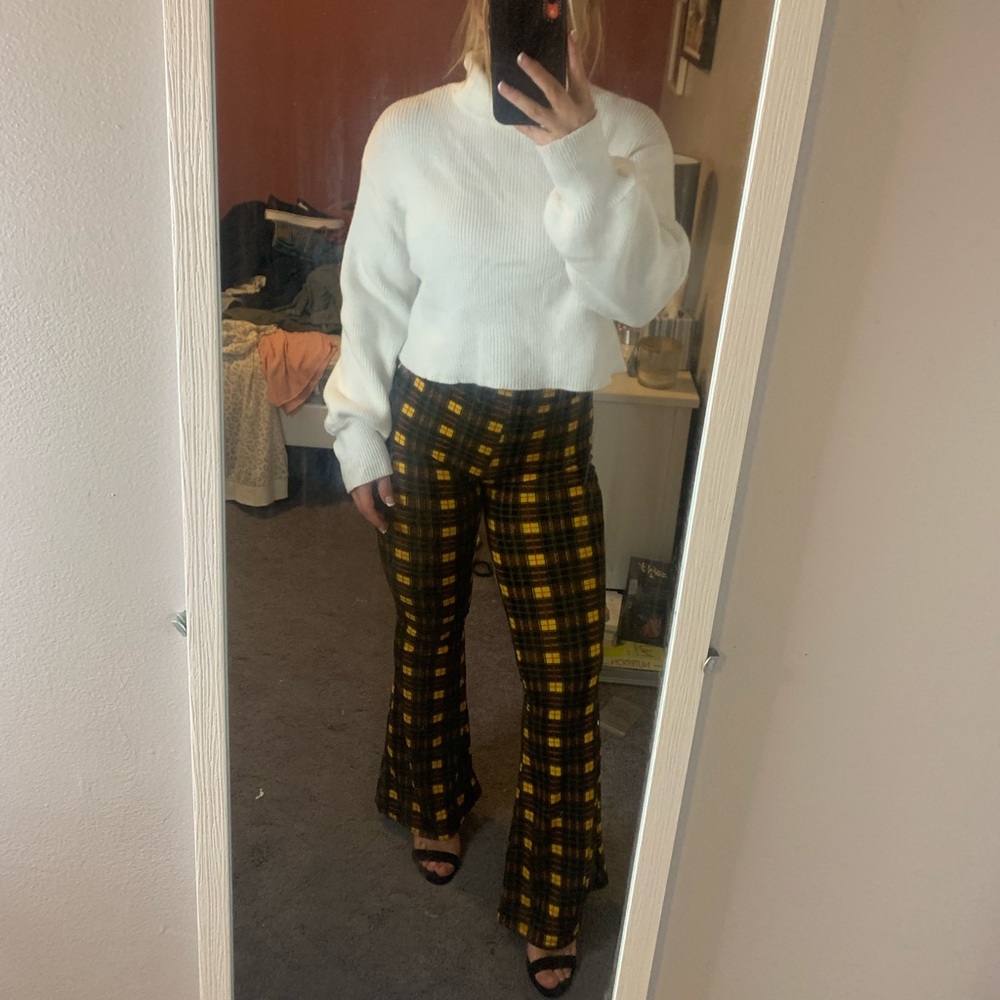Plaid flare leggings
